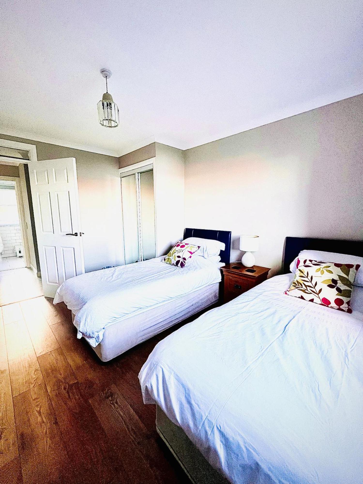 3 Bedroom Harbourside Apartment, Queensferry, 10 Miles From Edinburgh South Queensferry Eksteriør bilde